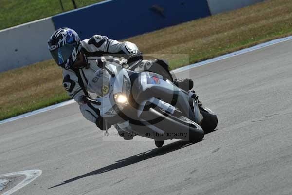 Motorcycle action photographs;Trackday digital images;donington;donington park leicestershire;donington photographs;event digital images;eventdigitalimages;no limits trackday;peter wileman photography;trackday;trackday photos