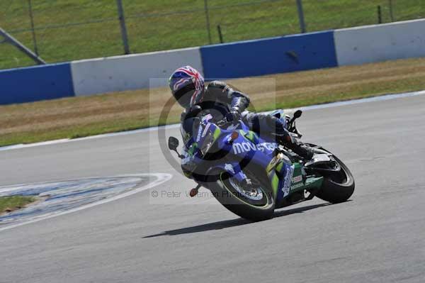 Motorcycle action photographs;Trackday digital images;donington;donington park leicestershire;donington photographs;event digital images;eventdigitalimages;no limits trackday;peter wileman photography;trackday;trackday photos