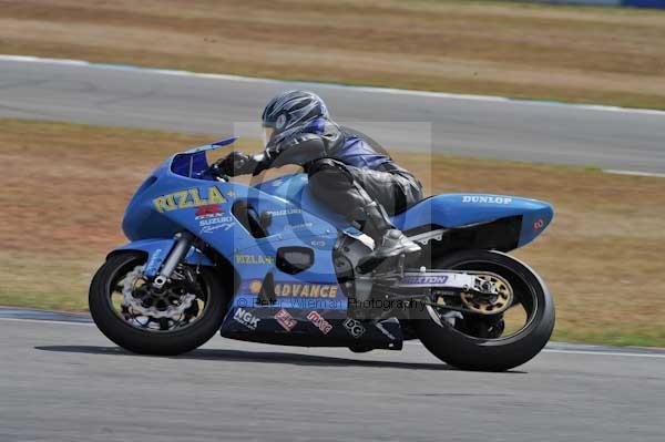 Motorcycle action photographs;Trackday digital images;donington;donington park leicestershire;donington photographs;event digital images;eventdigitalimages;no limits trackday;peter wileman photography;trackday;trackday photos