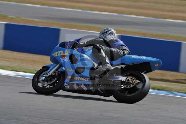Motorcycle action photographs;Trackday digital images;donington;donington park leicestershire;donington photographs;event digital images;eventdigitalimages;no limits trackday;peter wileman photography;trackday;trackday photos