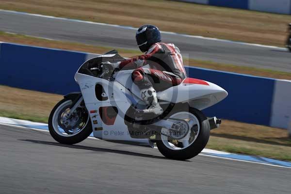 Motorcycle action photographs;Trackday digital images;donington;donington park leicestershire;donington photographs;event digital images;eventdigitalimages;no limits trackday;peter wileman photography;trackday;trackday photos