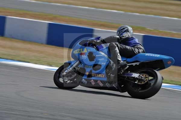Motorcycle action photographs;Trackday digital images;donington;donington park leicestershire;donington photographs;event digital images;eventdigitalimages;no limits trackday;peter wileman photography;trackday;trackday photos