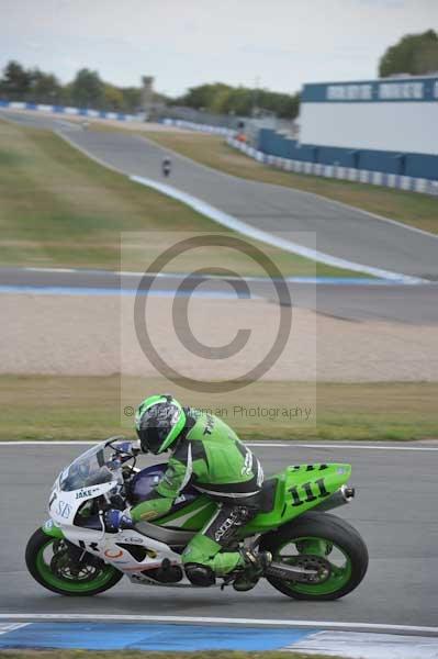Motorcycle action photographs;Trackday digital images;donington;donington park leicestershire;donington photographs;event digital images;eventdigitalimages;no limits trackday;peter wileman photography;trackday;trackday photos
