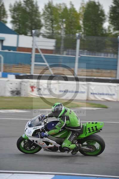 Motorcycle action photographs;Trackday digital images;donington;donington park leicestershire;donington photographs;event digital images;eventdigitalimages;no limits trackday;peter wileman photography;trackday;trackday photos