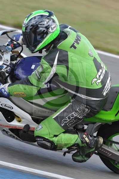 Motorcycle action photographs;Trackday digital images;donington;donington park leicestershire;donington photographs;event digital images;eventdigitalimages;no limits trackday;peter wileman photography;trackday;trackday photos