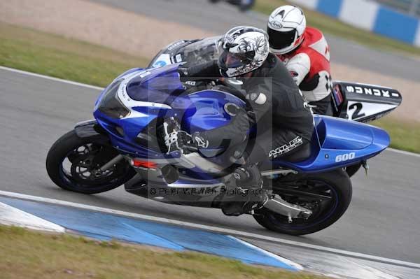 Motorcycle action photographs;Trackday digital images;donington;donington park leicestershire;donington photographs;event digital images;eventdigitalimages;no limits trackday;peter wileman photography;trackday;trackday photos
