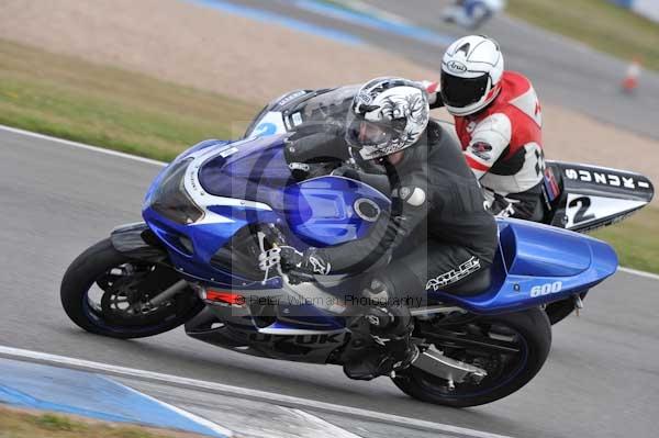 Motorcycle action photographs;Trackday digital images;donington;donington park leicestershire;donington photographs;event digital images;eventdigitalimages;no limits trackday;peter wileman photography;trackday;trackday photos