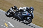 Motorcycle-action-photographs;Trackday-digital-images;donington;donington-park-leicestershire;donington-photographs;event-digital-images;eventdigitalimages;no-limits-trackday;peter-wileman-photography;trackday;trackday-photos
