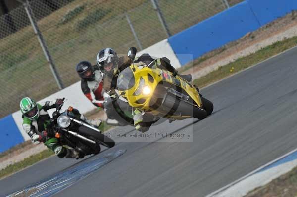 Motorcycle action photographs;Trackday digital images;donington;donington park leicestershire;donington photographs;event digital images;eventdigitalimages;no limits trackday;peter wileman photography;trackday;trackday photos