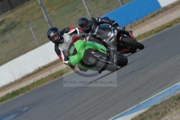Motorcycle action photographs;Trackday digital images;donington;donington park leicestershire;donington photographs;event digital images;eventdigitalimages;no limits trackday;peter wileman photography;trackday;trackday photos