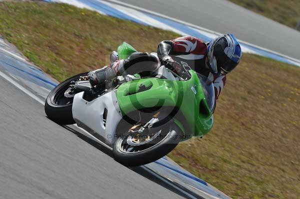 Motorcycle action photographs;Trackday digital images;donington;donington park leicestershire;donington photographs;event digital images;eventdigitalimages;no limits trackday;peter wileman photography;trackday;trackday photos