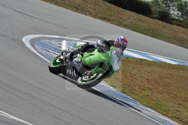 Motorcycle action photographs;Trackday digital images;donington;donington park leicestershire;donington photographs;event digital images;eventdigitalimages;no limits trackday;peter wileman photography;trackday;trackday photos