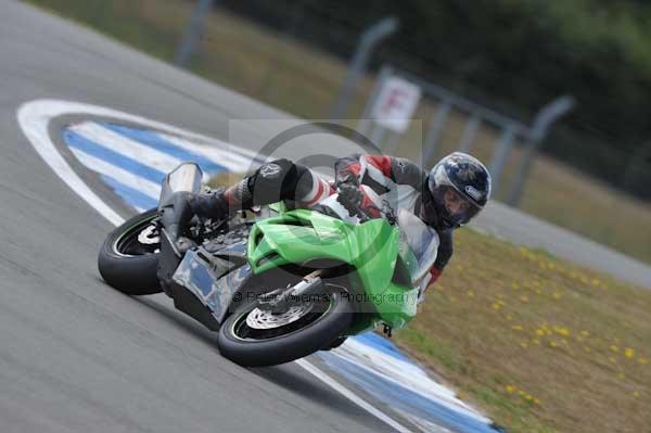 Motorcycle action photographs;Trackday digital images;donington;donington park leicestershire;donington photographs;event digital images;eventdigitalimages;no limits trackday;peter wileman photography;trackday;trackday photos