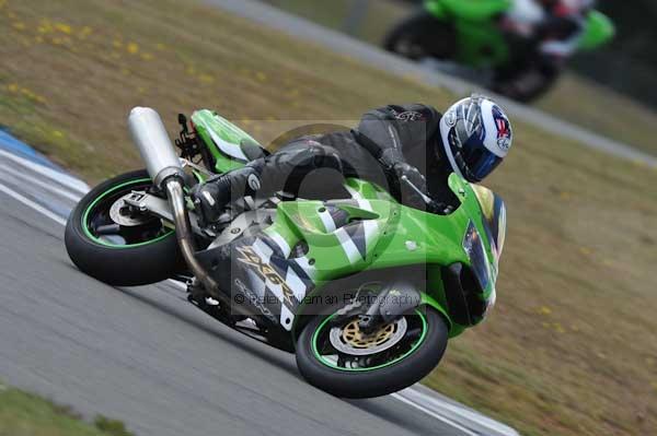 Motorcycle action photographs;Trackday digital images;donington;donington park leicestershire;donington photographs;event digital images;eventdigitalimages;no limits trackday;peter wileman photography;trackday;trackday photos