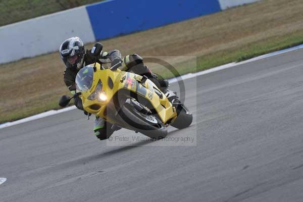 Motorcycle action photographs;Trackday digital images;donington;donington park leicestershire;donington photographs;event digital images;eventdigitalimages;no limits trackday;peter wileman photography;trackday;trackday photos