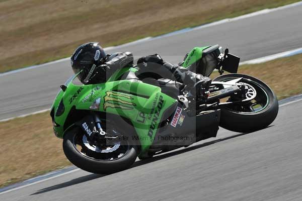 Motorcycle action photographs;Trackday digital images;donington;donington park leicestershire;donington photographs;event digital images;eventdigitalimages;no limits trackday;peter wileman photography;trackday;trackday photos