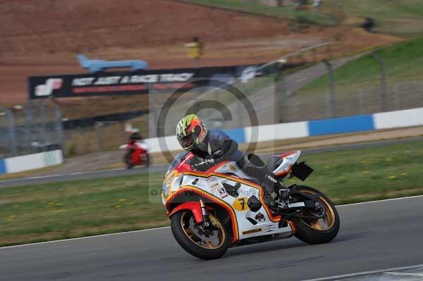 Motorcycle action photographs;Trackday digital images;donington;donington park leicestershire;donington photographs;event digital images;eventdigitalimages;no limits trackday;peter wileman photography;trackday;trackday photos