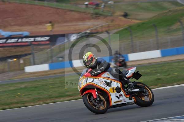 Motorcycle action photographs;Trackday digital images;donington;donington park leicestershire;donington photographs;event digital images;eventdigitalimages;no limits trackday;peter wileman photography;trackday;trackday photos
