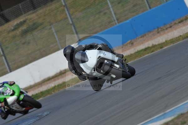Motorcycle action photographs;Trackday digital images;donington;donington park leicestershire;donington photographs;event digital images;eventdigitalimages;no limits trackday;peter wileman photography;trackday;trackday photos