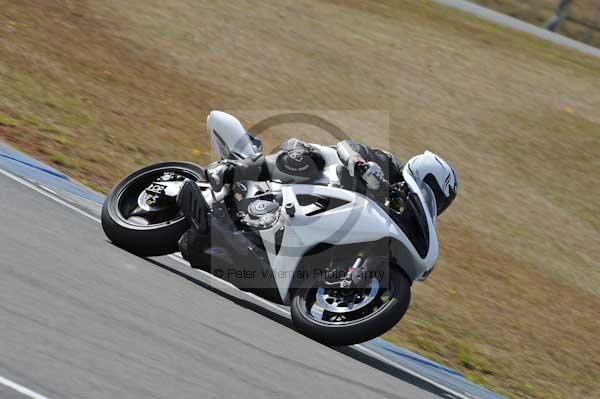Motorcycle action photographs;Trackday digital images;donington;donington park leicestershire;donington photographs;event digital images;eventdigitalimages;no limits trackday;peter wileman photography;trackday;trackday photos