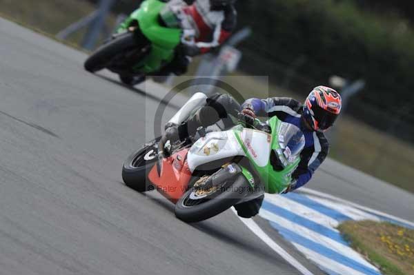 Motorcycle action photographs;Trackday digital images;donington;donington park leicestershire;donington photographs;event digital images;eventdigitalimages;no limits trackday;peter wileman photography;trackday;trackday photos