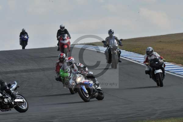 Motorcycle action photographs;Trackday digital images;donington;donington park leicestershire;donington photographs;event digital images;eventdigitalimages;no limits trackday;peter wileman photography;trackday;trackday photos