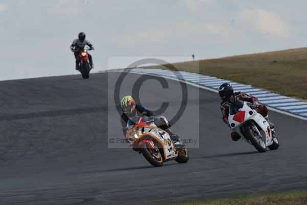 Motorcycle action photographs;Trackday digital images;donington;donington park leicestershire;donington photographs;event digital images;eventdigitalimages;no limits trackday;peter wileman photography;trackday;trackday photos