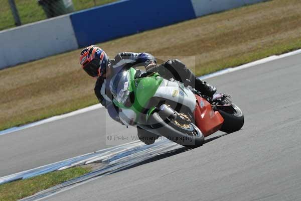 Motorcycle action photographs;Trackday digital images;donington;donington park leicestershire;donington photographs;event digital images;eventdigitalimages;no limits trackday;peter wileman photography;trackday;trackday photos