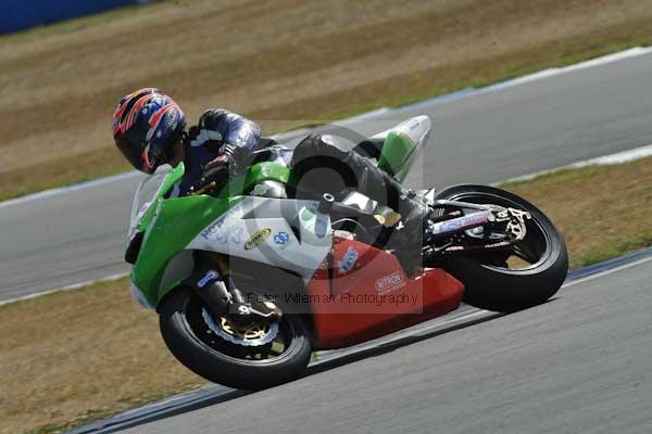 Motorcycle action photographs;Trackday digital images;donington;donington park leicestershire;donington photographs;event digital images;eventdigitalimages;no limits trackday;peter wileman photography;trackday;trackday photos