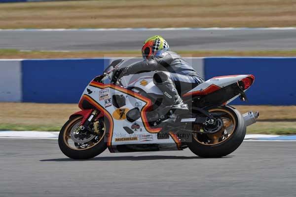 Motorcycle action photographs;Trackday digital images;donington;donington park leicestershire;donington photographs;event digital images;eventdigitalimages;no limits trackday;peter wileman photography;trackday;trackday photos
