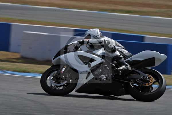 Motorcycle action photographs;Trackday digital images;donington;donington park leicestershire;donington photographs;event digital images;eventdigitalimages;no limits trackday;peter wileman photography;trackday;trackday photos