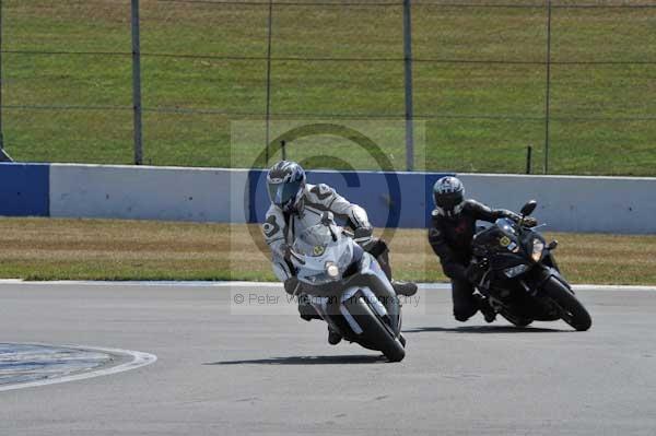 Motorcycle action photographs;Trackday digital images;donington;donington park leicestershire;donington photographs;event digital images;eventdigitalimages;no limits trackday;peter wileman photography;trackday;trackday photos