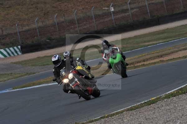 Motorcycle action photographs;Trackday digital images;donington;donington park leicestershire;donington photographs;event digital images;eventdigitalimages;no limits trackday;peter wileman photography;trackday;trackday photos