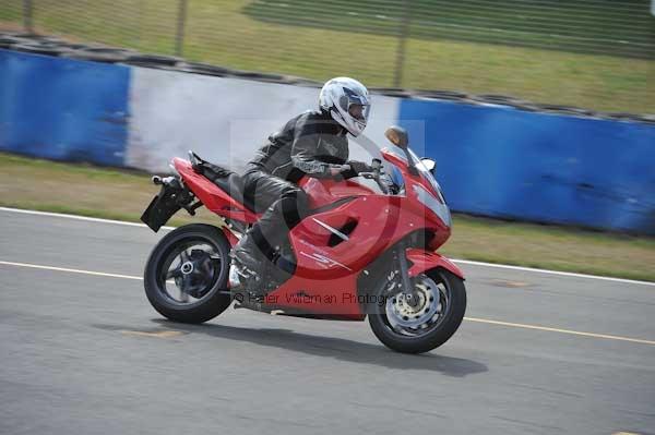Motorcycle action photographs;Trackday digital images;donington;donington park leicestershire;donington photographs;event digital images;eventdigitalimages;no limits trackday;peter wileman photography;trackday;trackday photos
