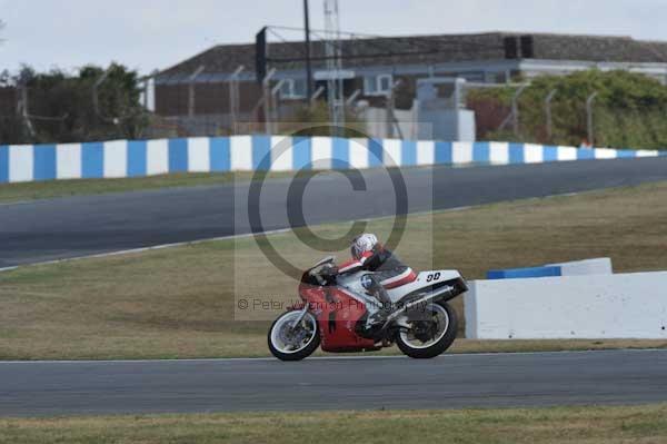 Motorcycle action photographs;Trackday digital images;donington;donington park leicestershire;donington photographs;event digital images;eventdigitalimages;no limits trackday;peter wileman photography;trackday;trackday photos