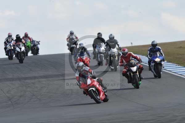 Motorcycle action photographs;Trackday digital images;donington;donington park leicestershire;donington photographs;event digital images;eventdigitalimages;no limits trackday;peter wileman photography;trackday;trackday photos