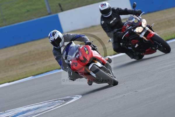 Motorcycle action photographs;Trackday digital images;donington;donington park leicestershire;donington photographs;event digital images;eventdigitalimages;no limits trackday;peter wileman photography;trackday;trackday photos
