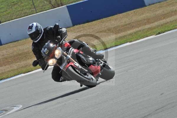 Motorcycle action photographs;Trackday digital images;donington;donington park leicestershire;donington photographs;event digital images;eventdigitalimages;no limits trackday;peter wileman photography;trackday;trackday photos