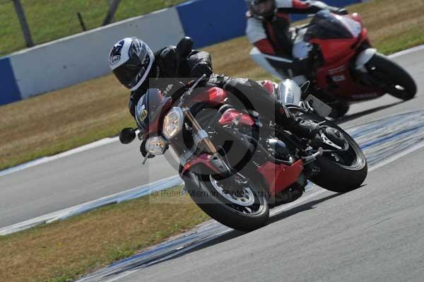 Motorcycle action photographs;Trackday digital images;donington;donington park leicestershire;donington photographs;event digital images;eventdigitalimages;no limits trackday;peter wileman photography;trackday;trackday photos