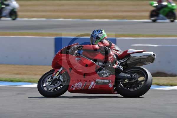 Motorcycle action photographs;Trackday digital images;donington;donington park leicestershire;donington photographs;event digital images;eventdigitalimages;no limits trackday;peter wileman photography;trackday;trackday photos
