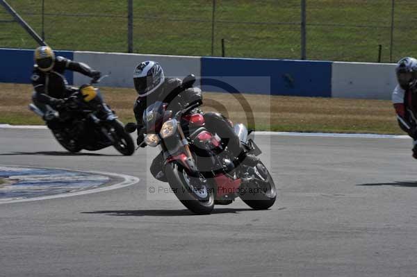 Motorcycle action photographs;Trackday digital images;donington;donington park leicestershire;donington photographs;event digital images;eventdigitalimages;no limits trackday;peter wileman photography;trackday;trackday photos