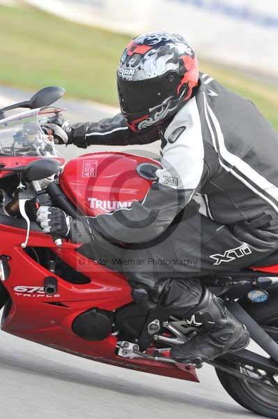 Motorcycle action photographs;Trackday digital images;donington;donington park leicestershire;donington photographs;event digital images;eventdigitalimages;no limits trackday;peter wileman photography;trackday;trackday photos