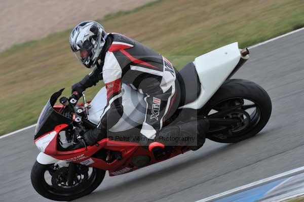 Motorcycle action photographs;Trackday digital images;donington;donington park leicestershire;donington photographs;event digital images;eventdigitalimages;no limits trackday;peter wileman photography;trackday;trackday photos