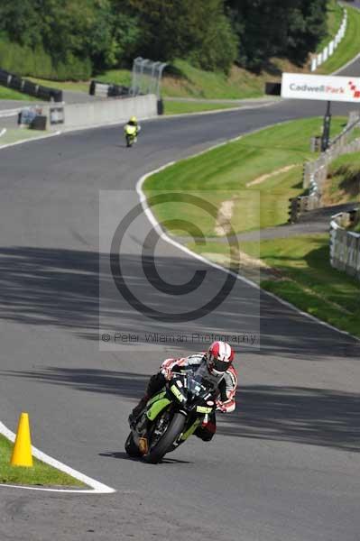 Motorcycle action photographs;Trackday digital images;cadwell;cadwell park photographs;event digital images;eventdigitalimages;motor racing louth lincolnshire;no limits trackday;peter wileman photography;trackday;trackday photos