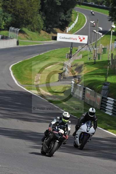 Motorcycle action photographs;Trackday digital images;cadwell;cadwell park photographs;event digital images;eventdigitalimages;motor racing louth lincolnshire;no limits trackday;peter wileman photography;trackday;trackday photos