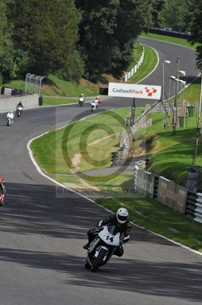 Motorcycle action photographs;Trackday digital images;cadwell;cadwell park photographs;event digital images;eventdigitalimages;motor racing louth lincolnshire;no limits trackday;peter wileman photography;trackday;trackday photos