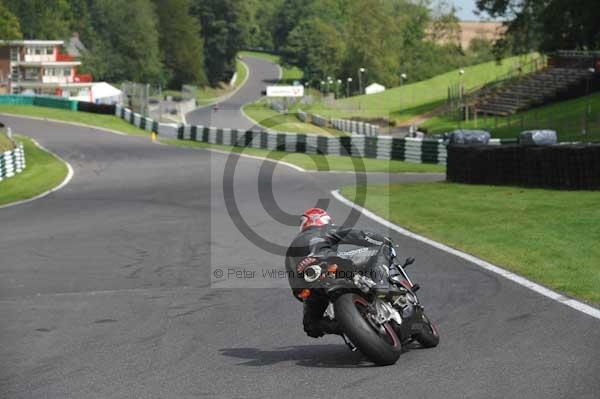 Motorcycle action photographs;Trackday digital images;cadwell;cadwell park photographs;event digital images;eventdigitalimages;motor racing louth lincolnshire;no limits trackday;peter wileman photography;trackday;trackday photos