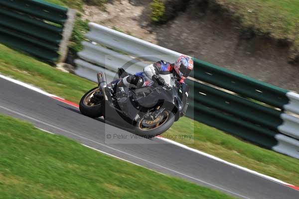 Motorcycle action photographs;Trackday digital images;cadwell;cadwell park photographs;event digital images;eventdigitalimages;motor racing louth lincolnshire;no limits trackday;peter wileman photography;trackday;trackday photos