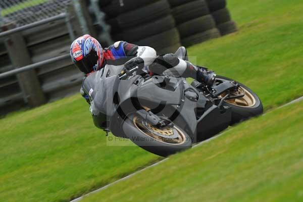 Motorcycle action photographs;Trackday digital images;cadwell;cadwell park photographs;event digital images;eventdigitalimages;motor racing louth lincolnshire;no limits trackday;peter wileman photography;trackday;trackday photos