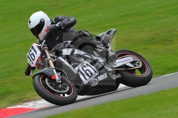 Motorcycle action photographs;Trackday digital images;cadwell;cadwell park photographs;event digital images;eventdigitalimages;motor racing louth lincolnshire;no limits trackday;peter wileman photography;trackday;trackday photos
